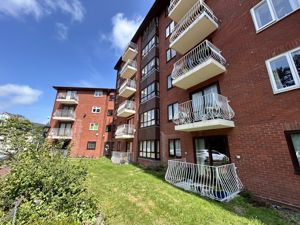 Photo 11- click for photo gallery